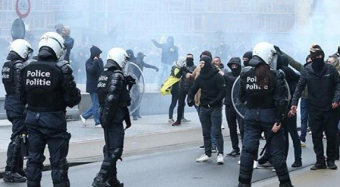 Belçika’da protestoculara müdahale