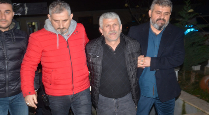 Bursa’da cinayet şüphelisi gazetecileri tehdit etti