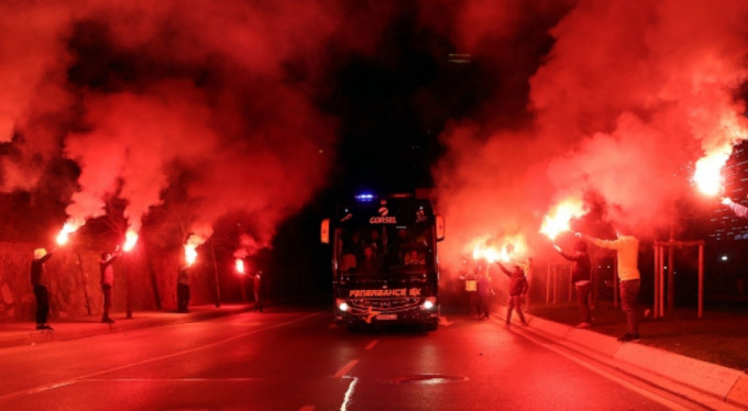 Fenerbahçe’ye Başakşehir maçı öncesi taraftar desteği