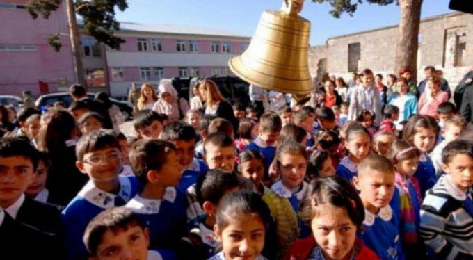 Bursa’da okullar açıldı, sorunlar çözülmedi