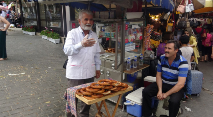 Bursa’da şehit yakınlarına ücretsiz simit