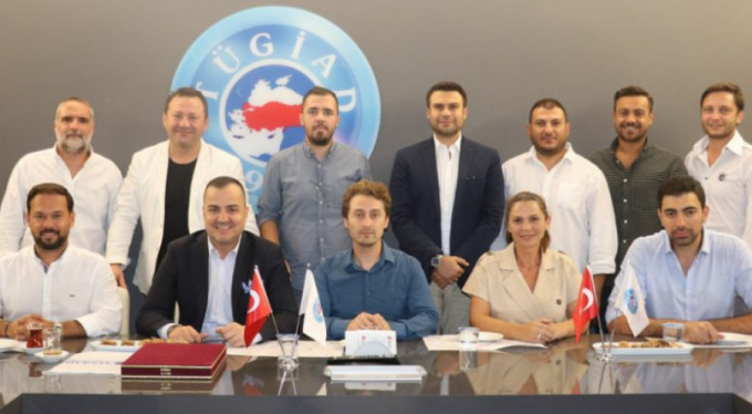 Bursaspor Basketbol’a TÜGİAD desteği
