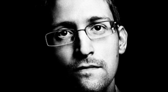 Edward Snowden ABD’ye dönmek istiyor