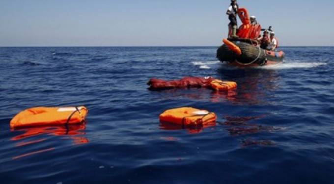 Ege’de göçmenleri taşıyan bot battı: 2 çocuk öldü