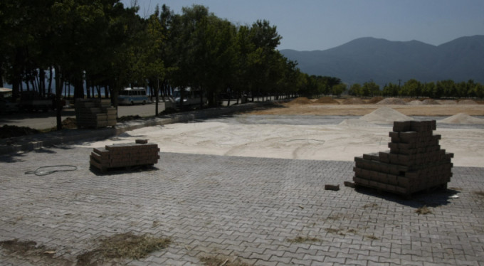 İznik Gölü’ne aydınlatma bayram sonrasına kaldı