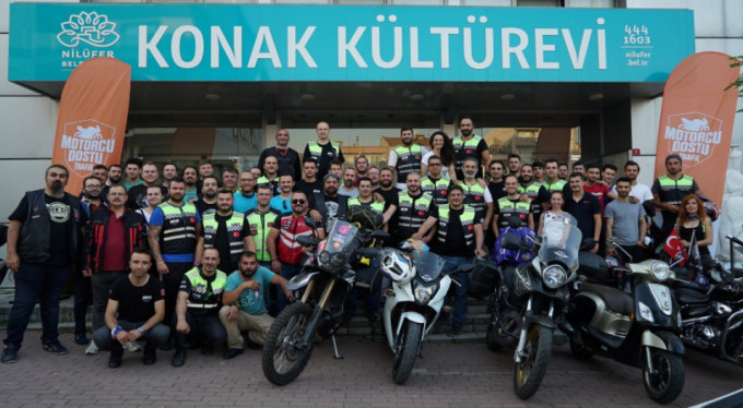 Motorcu dostları Bursa’da buluştu