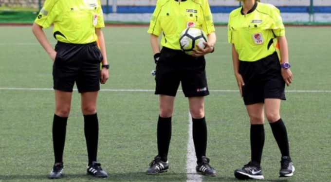 UEFA’da Türk kadın hakemlere görev