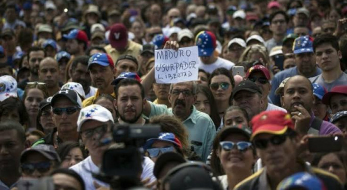Venezuela yine karıştı