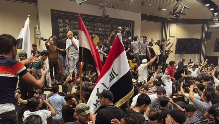 Irak’ta resmi kurumlar tatil edildi