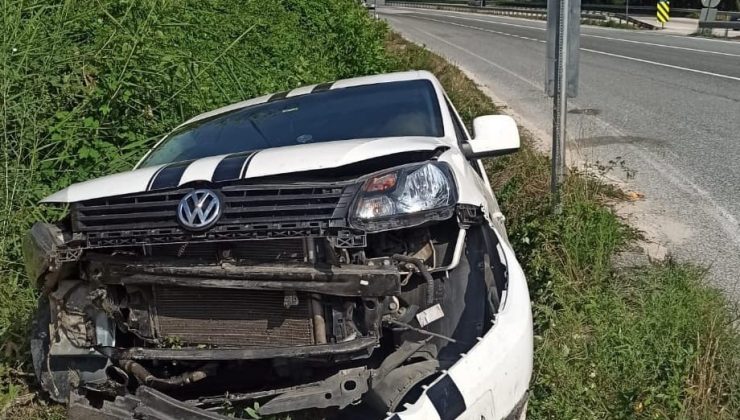 Bursa’da korkutan kaza! Hafif ticari araç kanala uçtu: 5 yaralı