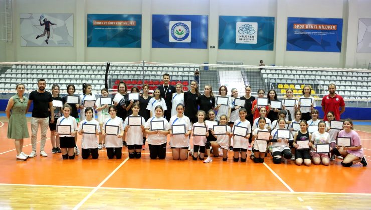 Bursa’da Yaz Spor Okulları’nda bir dönem daha bitti
