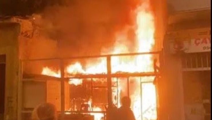 Çorlu’da gece yarısı korkutan yangın: Mahalleli sokağa döküldü