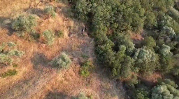 Polisten drone ile uyuşturucu operasyonu