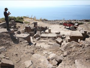 Assos kazısında 2 bin 200 yıllık Roma çeşmesi kalıntılarına ulaşıldı