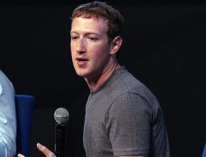 Meta’nın sohbet robotu BlenderBot 3, Zuckerberg’in insanları sömürdüğünü söyledi
