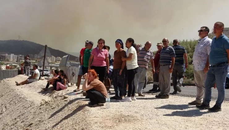 Mersin’de yangın ikinci gününde: 790 kişi tahliye edildi