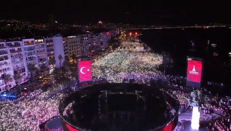 İzmir’in kurtuluşunun 100’üncü yılı etkinliklerine yoğun ilgi