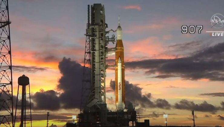 NASA, Ay görevi için roket yakıt testini başarıyla tamamladı