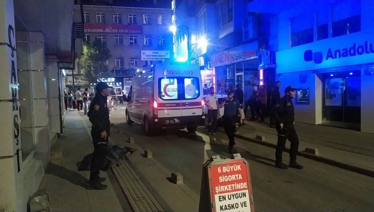 Sivas’ta 4. kattan düşen kadın yaşamını yitirdi