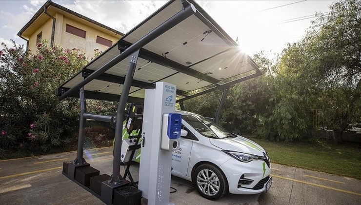 Elektrikli araçlar için güneş enerjili otopark “Solar Carport” geliştirildi