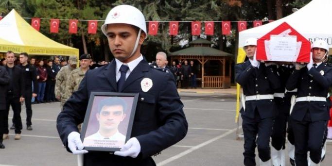 Kalp krizinden yaşamını yitiren komiser memleketi Bursa’ya getirildi