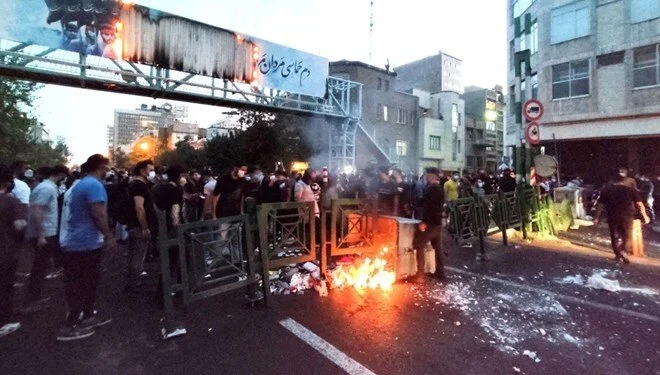 İran’daki protestolarda kaç kişi öldü?