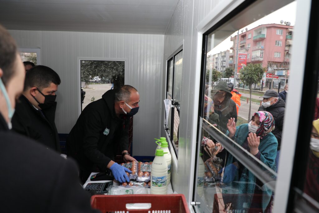 Halk Bufeler vatandasa bir yilda 4 milyon urun ulastirdi 5