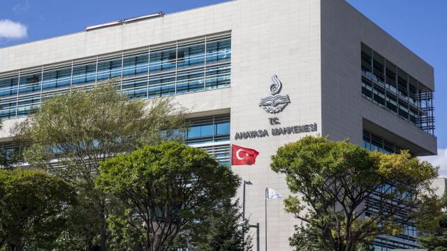 HDP’ye kapatma davası: Erteleme talebi bu hafta karara bağlanacak