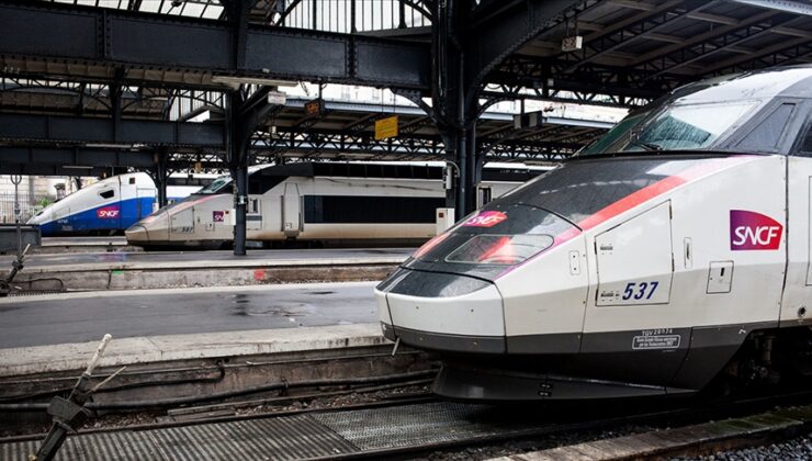 Paris’te Gare de l’Est garında tren seferleri tüm gün iptal edildi