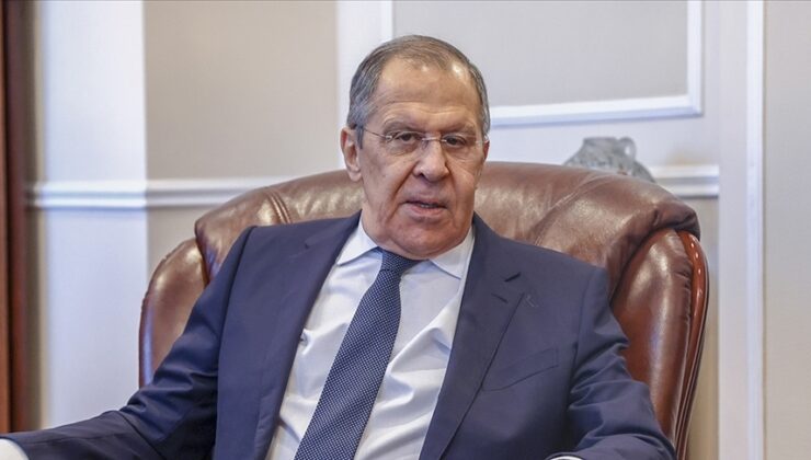 Lavrov: Batı, Ukrayna’yı “hibrit savaşı aracı” olarak kullanıyor