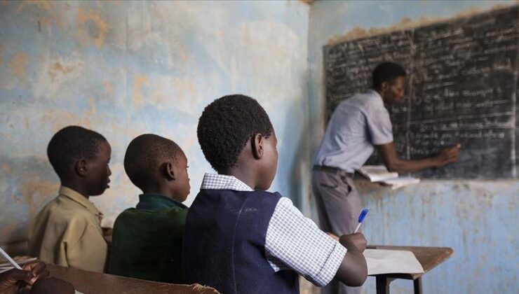 Afrika’da eğitim hakkından mahrum kalan çocuklar terör örgütlerinin eline düşüyor