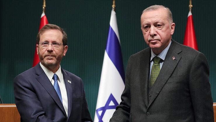 İsrail Cumhurbaşkanı Isaac Herzog, Cumhurbaşkanı Recep Tayyip Erdoğan’ı telefonla arayarak deprem dolayısıyla geçmiş olsun dileklerini iletti.