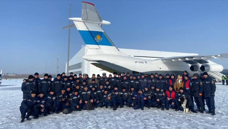 Kazakistan’ın 60 kişilik ikinci arama kurtarma ekibi Türkiye’ye hareket etti