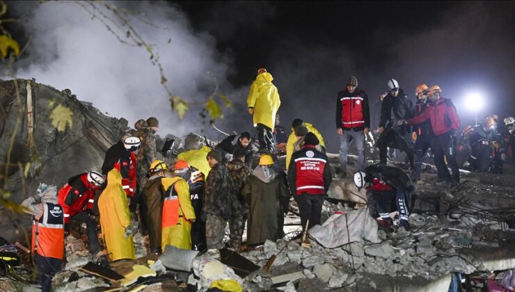 ABD, Türkiye’deki depremler için iki ayrı arama kurtarma ekibini hazırladı