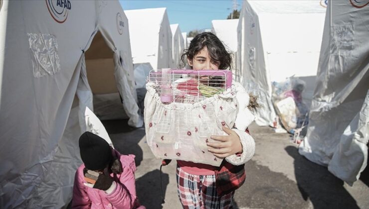 Depremzedeler için Arabistan’da düzenlenen kampanyada yardımlar 26 milyon doları aştı
