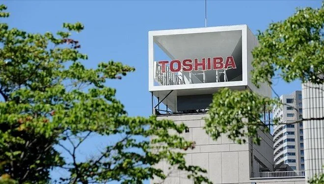 Toshiba 15,3 milyar dolarlık satın alma teklifini kabul etti