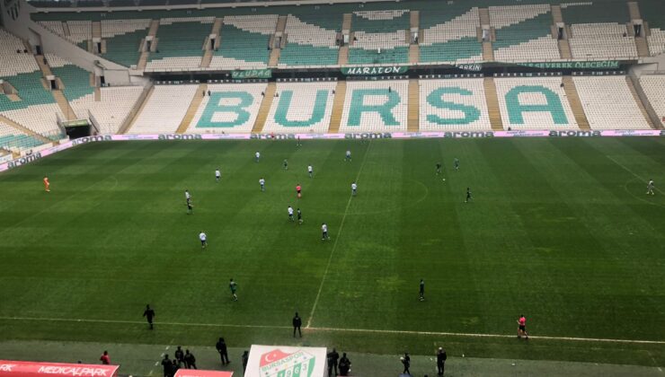 Bursaspor 3 maçlık seriyi evinde sonlandırdı