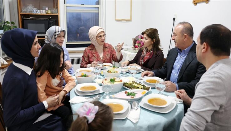 Emine Erdoğan, New York’ta Türk ailenin evinde iftar yaptı