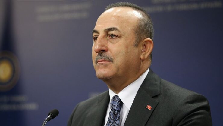 Bakan Çavuşoğlu: “Bu ölçekteki bir afetle hiçbir ülkenin tek başına mücadele etmesi mümkün değil”
