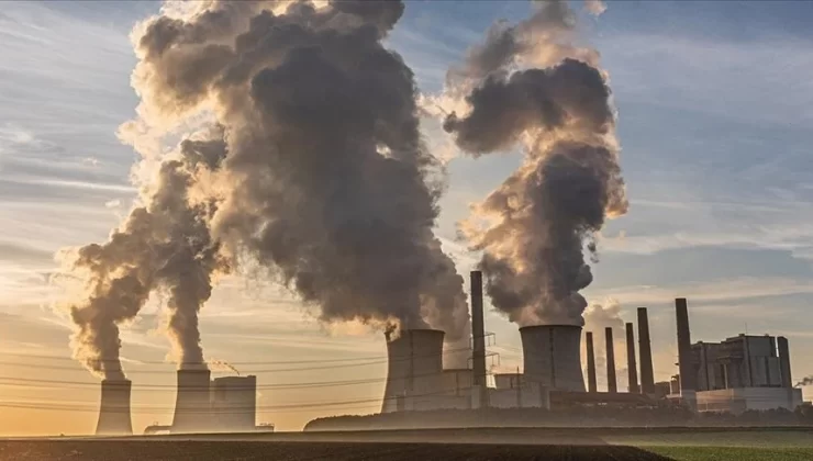 AB’de en fazla emisyona yol açan 10 tesisin tamamı kömür santrallerinden oluşuyor