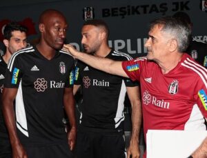 Atiba Beşiktaş’a veda etti