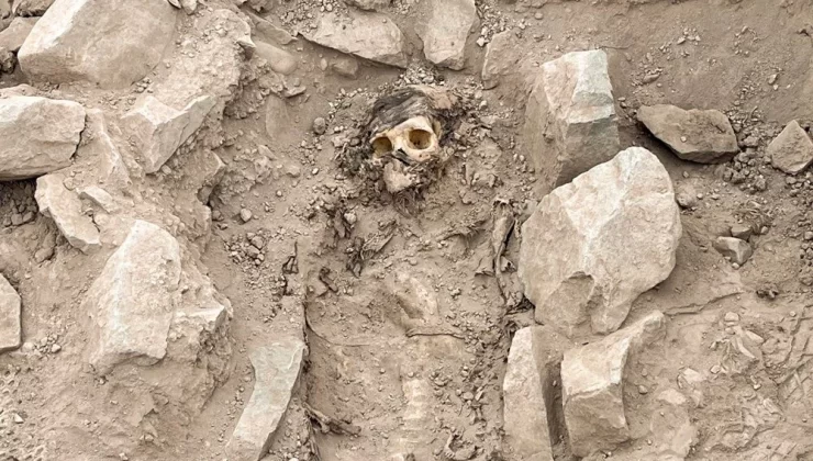 Peru’da 3 bin yıldan daha eski bir mumya tespit edildi