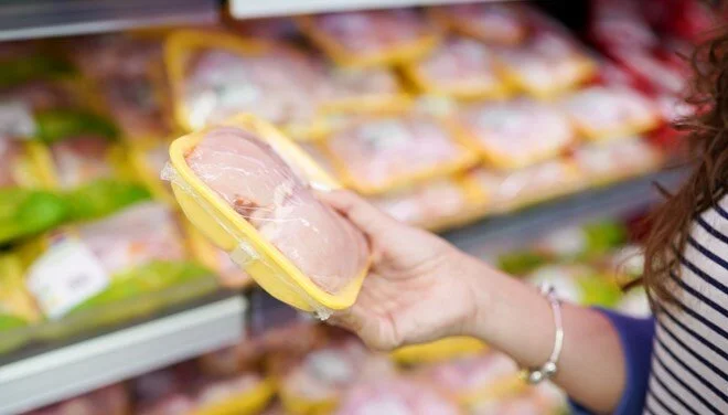 ABD’de laboratuvarda üretilen tavuk etinin satışına onay
