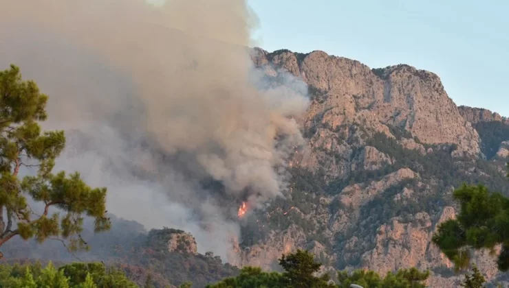 Kemer’deki orman yangını 2. gününde!