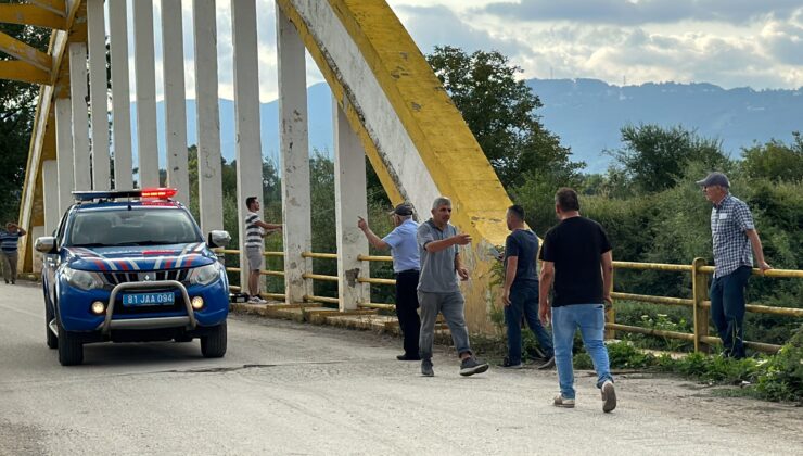 Balık tutmak istedi! Canından oldu