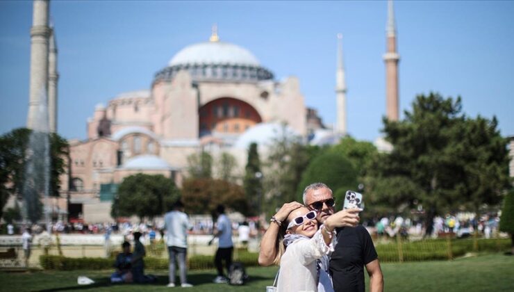 O ilde temmuz ayında gelen turist sayısında 10 yılın rekoru kırıldı