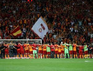 Cumhuriyet’in 100. yılına Galatasaray’dan özel forma! 