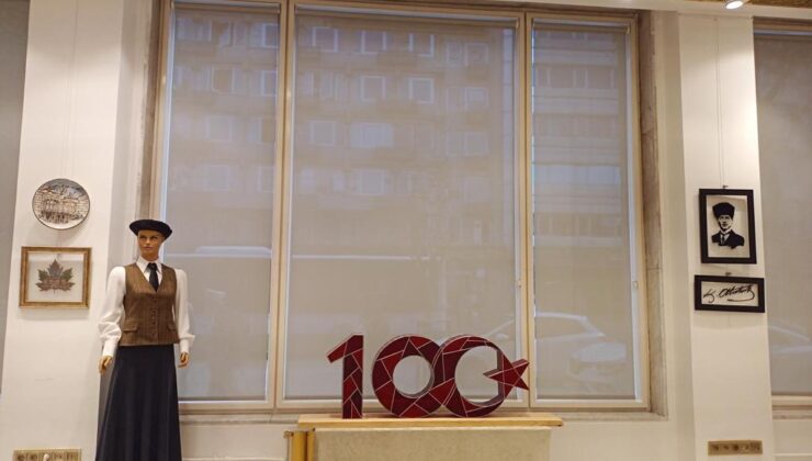 Bursa Olgunlaşma Enstitüsü’nün ”100.Yıl Sergisi” açıldı!