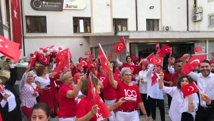 Bursa Olgunlaşma Enstitüsü’nden coşkulu kutlama!