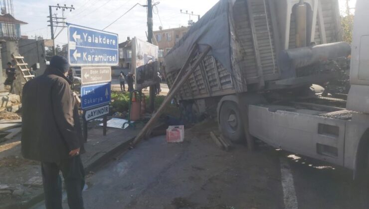 Bursa’da tır kanala böyle düştü